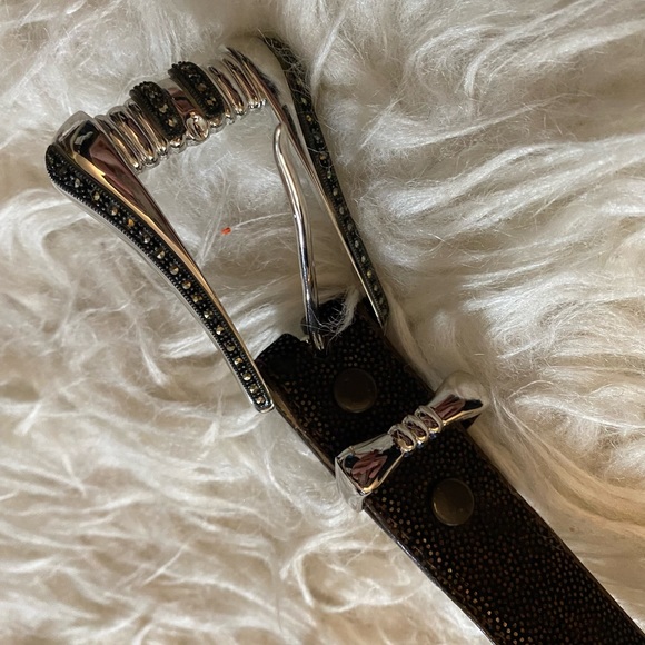 ?GORGEOUS belt ?